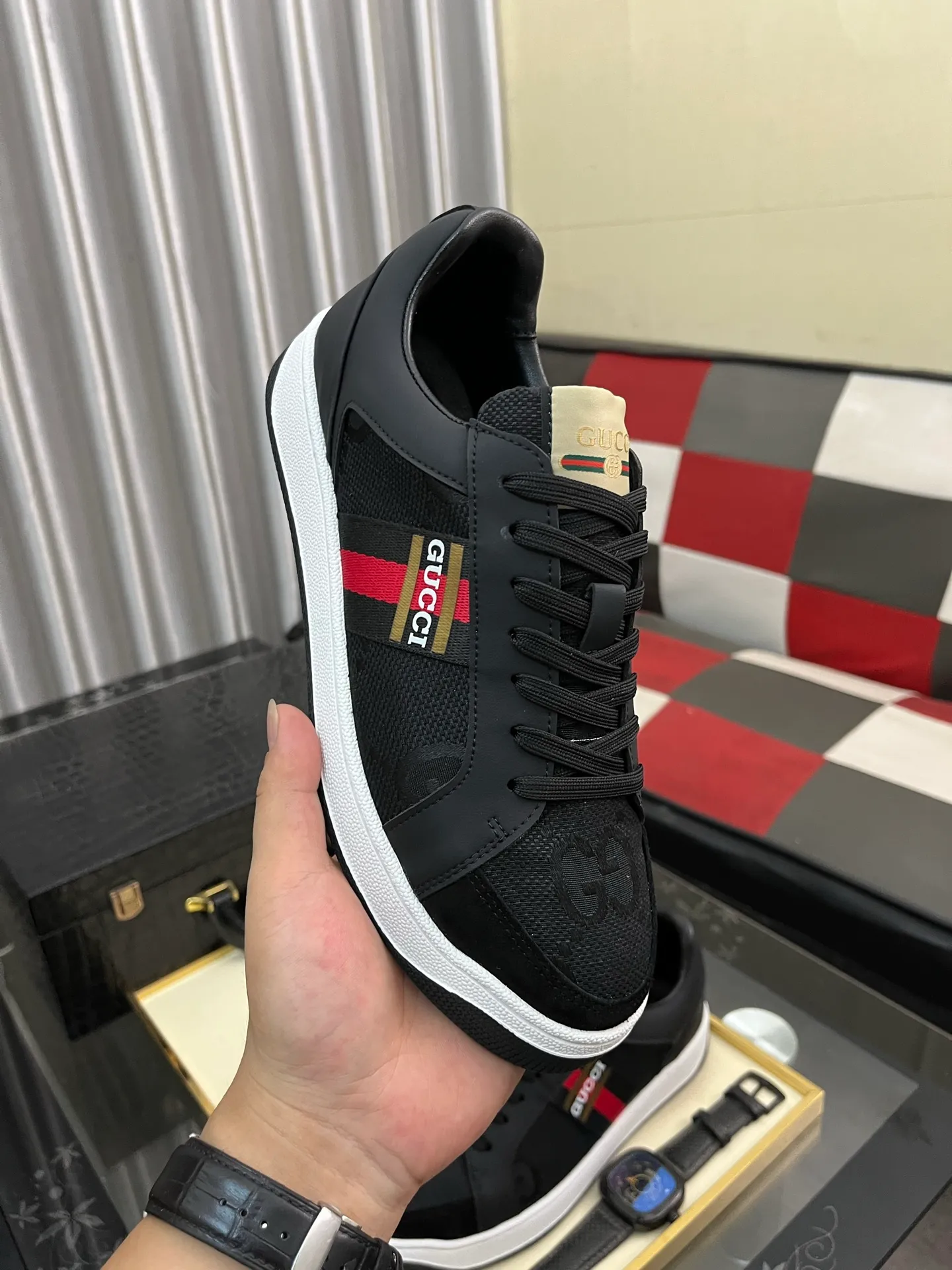 Men's Men's Shoes 💰400⌚️⌚️【GUCCI】Gucci men's latest white shoe series casual shoes! The official website is built 1:1. Upper: Made of imported cowhide, with electric embroidery ➕Inner lining: Made of high-quality first-layer pigskin, soft and comfortable. Picky material selection and exquisite workmanship give you the best enjoyment. Size: 38-444️⃣Colors available